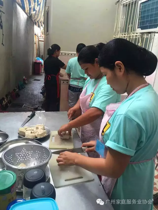 TECHNIC Employment designed Cooking training for overseas domestic helpers