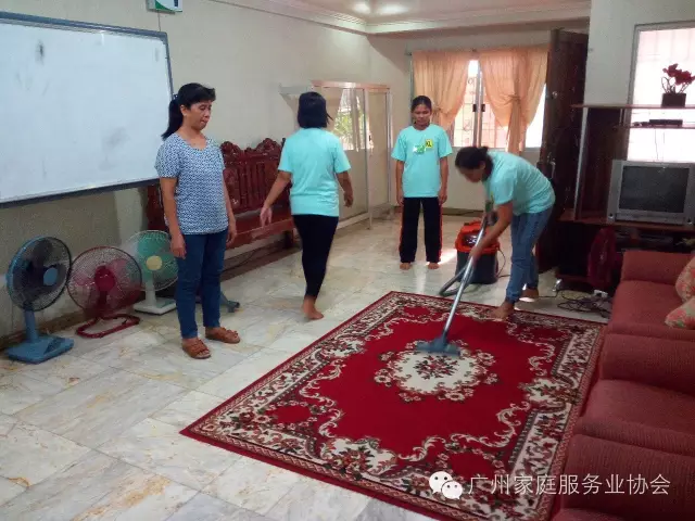 Cleaning training of TECHNIC Employment maids in Philippine